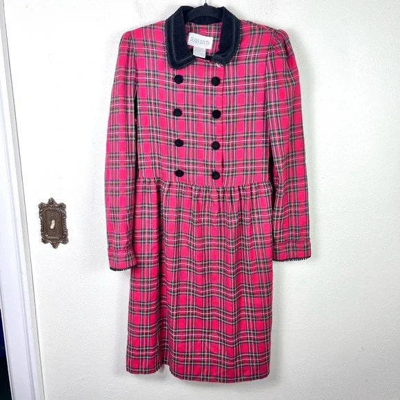 Vintage Dresses | Vintage Plaza South Red Green Plaid Christmas Black Velvet Holiday Dress Size 10 | Color: Black/Red | Size: 10 | Aschaeferxo's Vintage Dresses | Vintage Plaza South Red Green Plaid Christmas Black Velvet Holiday Dress Size 10 | Color: Black/Red | Size: 10 | Aschaeferxo's